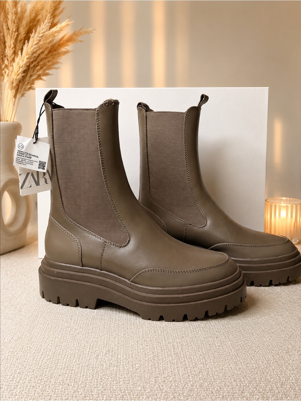 ZARA Chunky Chelsea Boots Women 38 US 7.5 Taupe Green Lug Sole Platform NWT